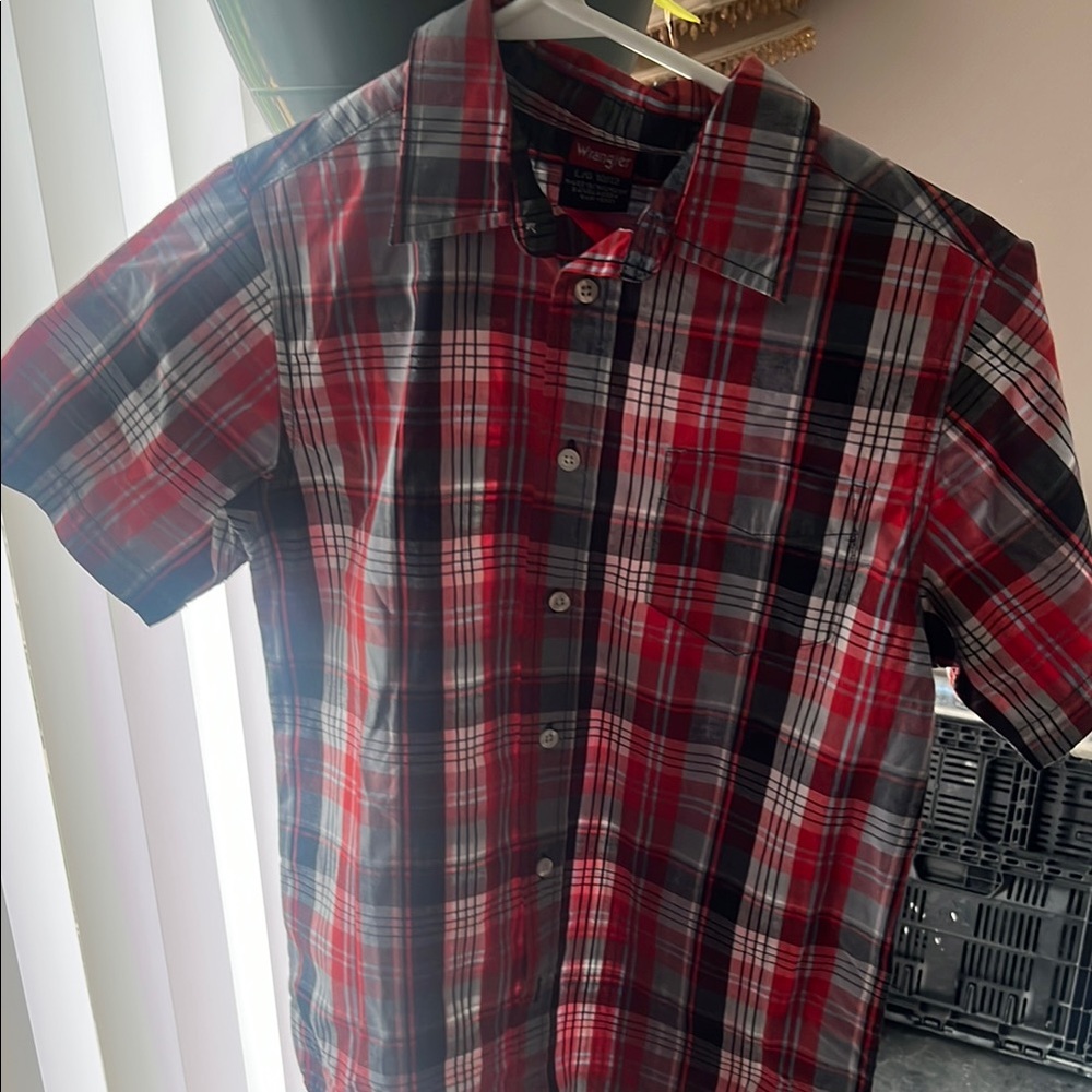 Wrangler Red and Black Plaid Button Down Shirt